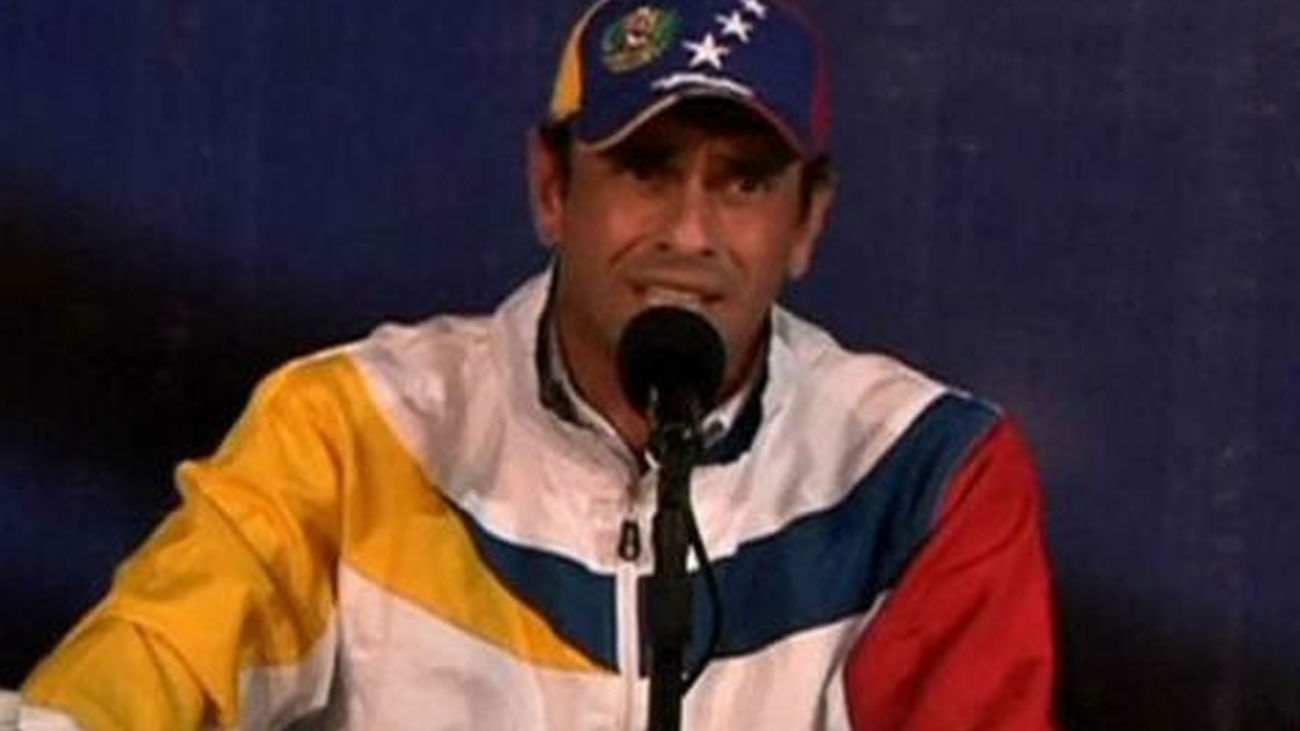 Capriles afirma que nadie puede cansarse ni tirar la toalla