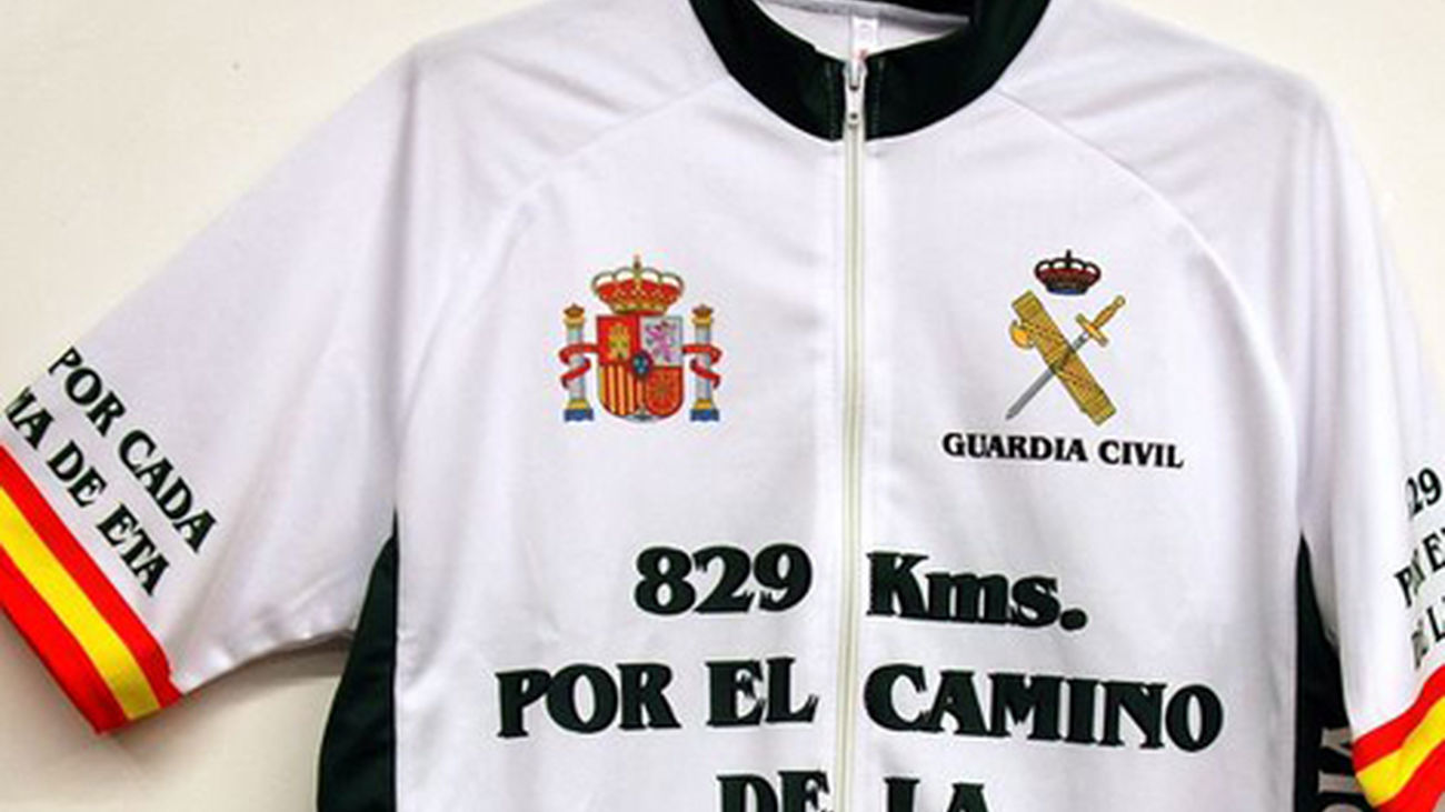 guardias_civiles_470