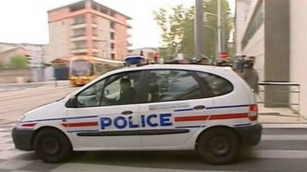 Francia condena a 6 años y a más de 5 años a los etarras Etxeberría y Lariz