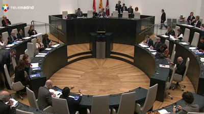 El Constitucional apremia a que los concejales no electos abandonen ya sus cargos