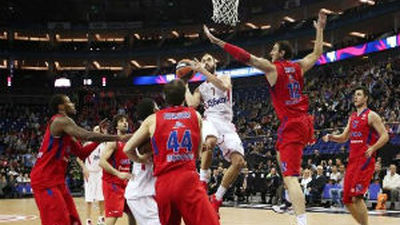 69-52. La defensa del Olympiacos acaba con el CSKA