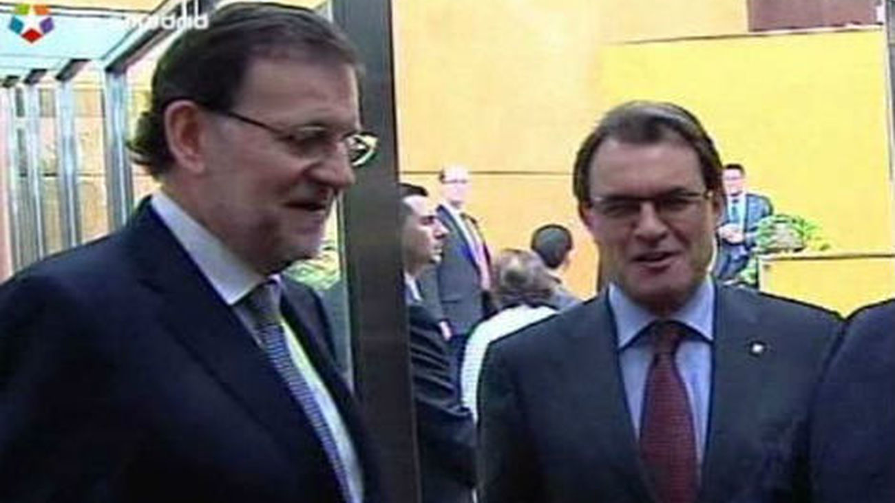 Rajoy ante Mas: No se puede mejorar "sin ser grandes y trabajar juntos"