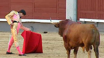 Buenos muletazos y naturales de Curro Díaz en una quinta sin emoción