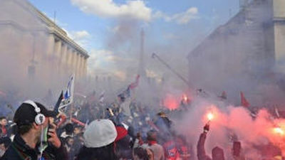 El Gobierno francés prohíbe una nueva celebración del PSG tras los disturbios