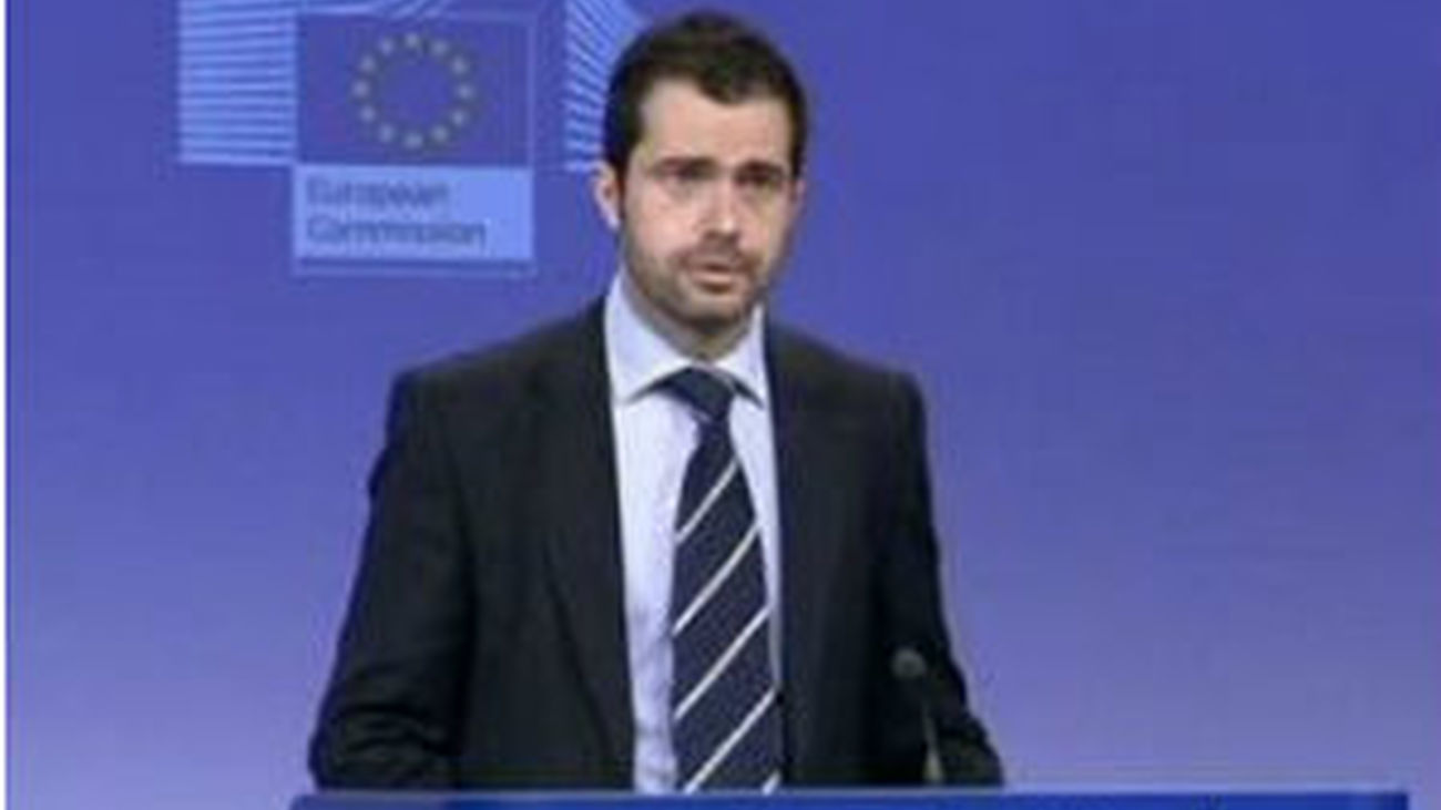 Bruselas niega que haya decidido poner bajo vigilancia a España por desequilibrios