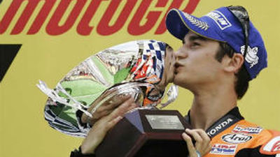 Pedrosa gana en Le Mans y se sitúa al frente del Mundial