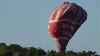 Tres muertos y 22 heridos, 10 españoles, al caer un globo aerostático turístico en Turquía