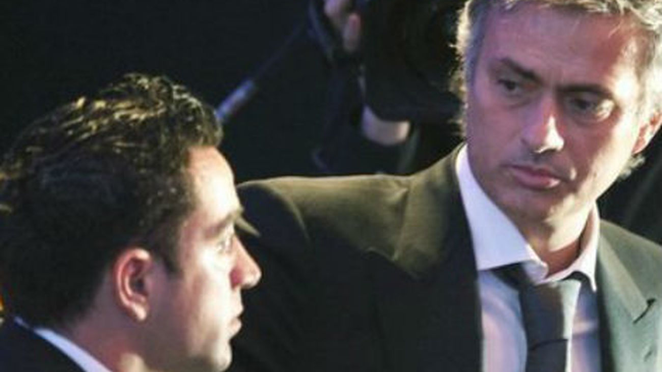 Xavi Hernández y Mourinho