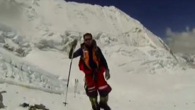 El aragonés Pauner asciende el monte Everest y consigue los 14 'ochomiles'