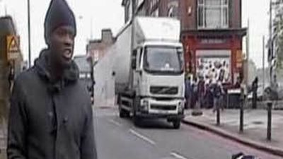 Dos hombres degüellan en Londres a un soldado al grito de "Alá es grande"
