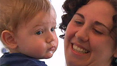 Nace un bebé de una madre sin ovarios gracias a un autotrasplante de tejido