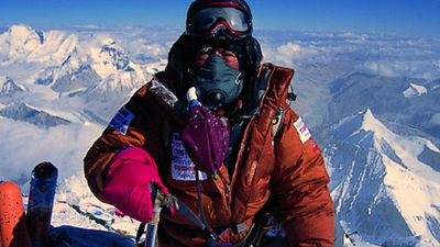 Un japonés de 80 años se convierte en el hombre mayor en escalar el Everest