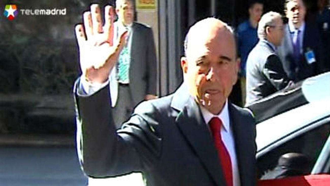 Botín, Fainé y González dicen que Guindos les convocó por el problema de Bankia