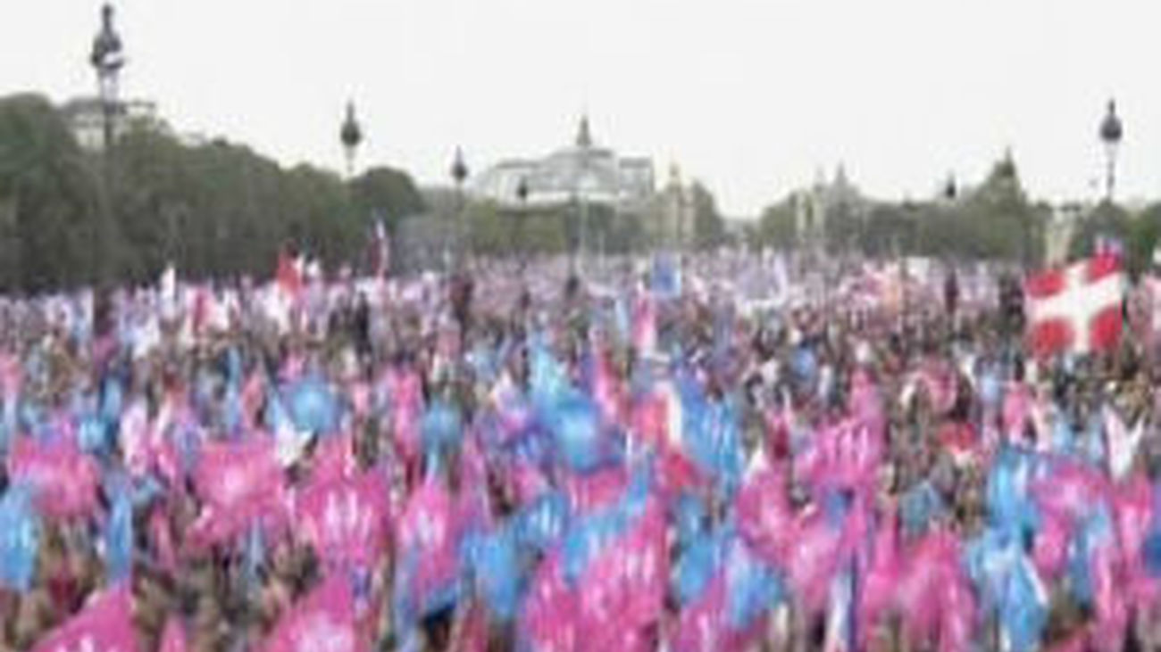 Disturbios al término de la manifestación en París contra el matrimonio gay