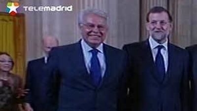 González exige diálogo para evitar un "choque de buques con muchas víctimas"