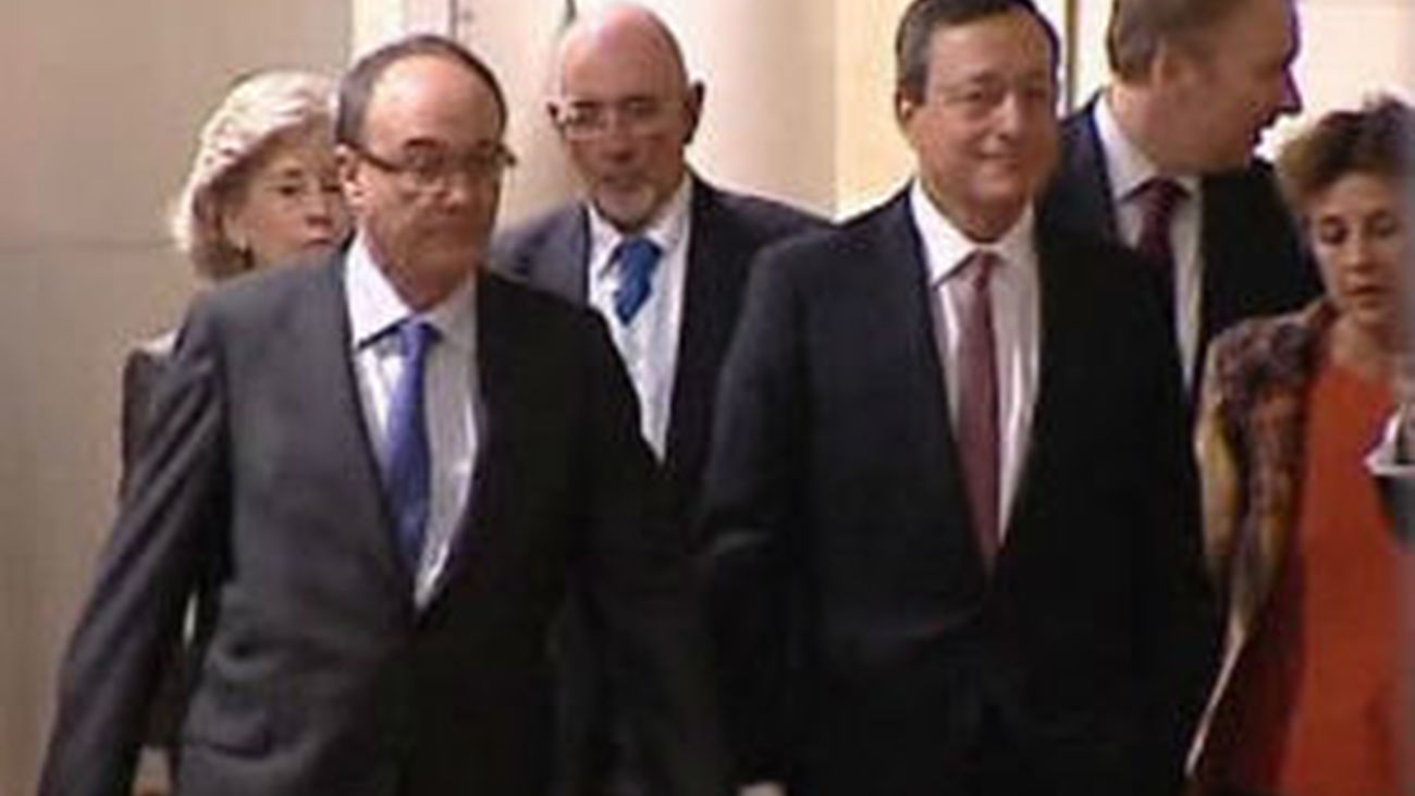 El Banco de España propone contratar por debajo del salario mínimo