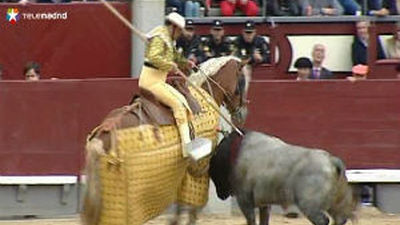 Ferrera y la cuadrilla de Castaño, protagonistas con los "adolfos"