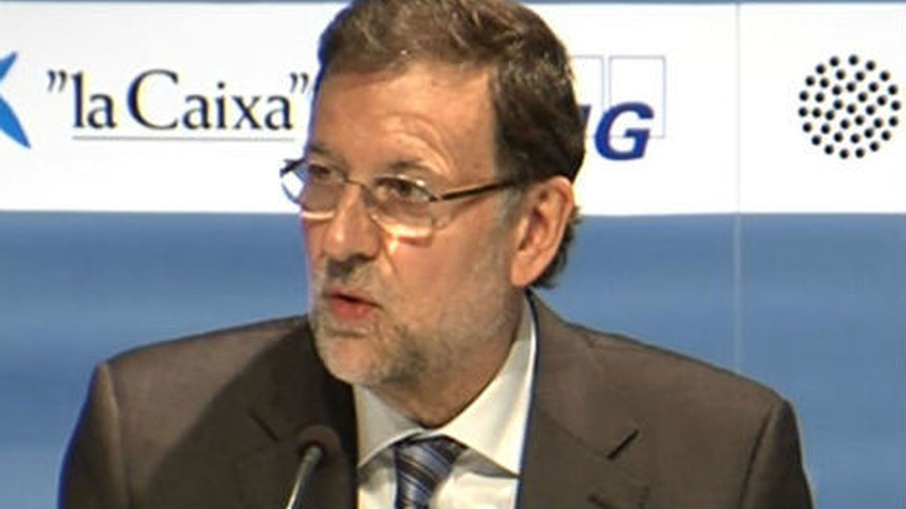 Rajoy avanza que las cifras de paro de mayo serán "claramente esperanzadoras"