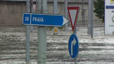 Las devastadores inundaciones se trasladan en Centroeuropa hacia el noreste