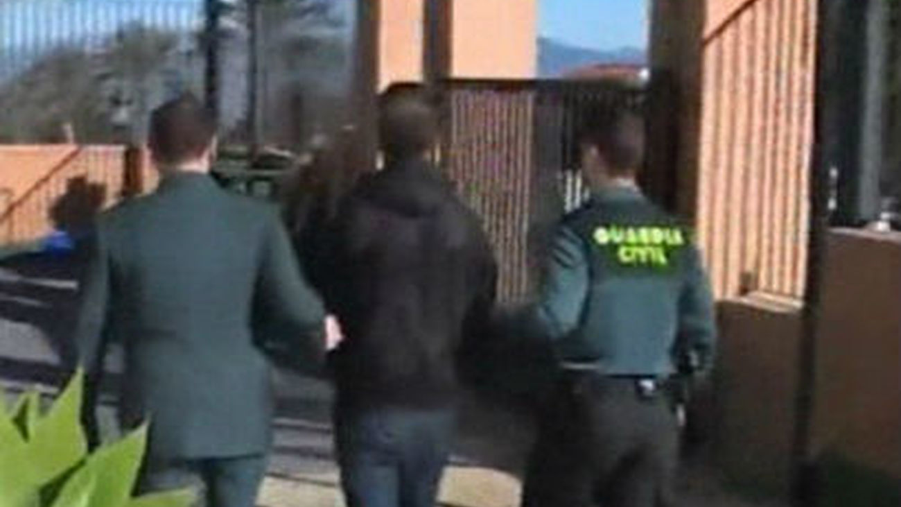 Casi cien detenidos, treinta en España, en una operación contra la Camorra
