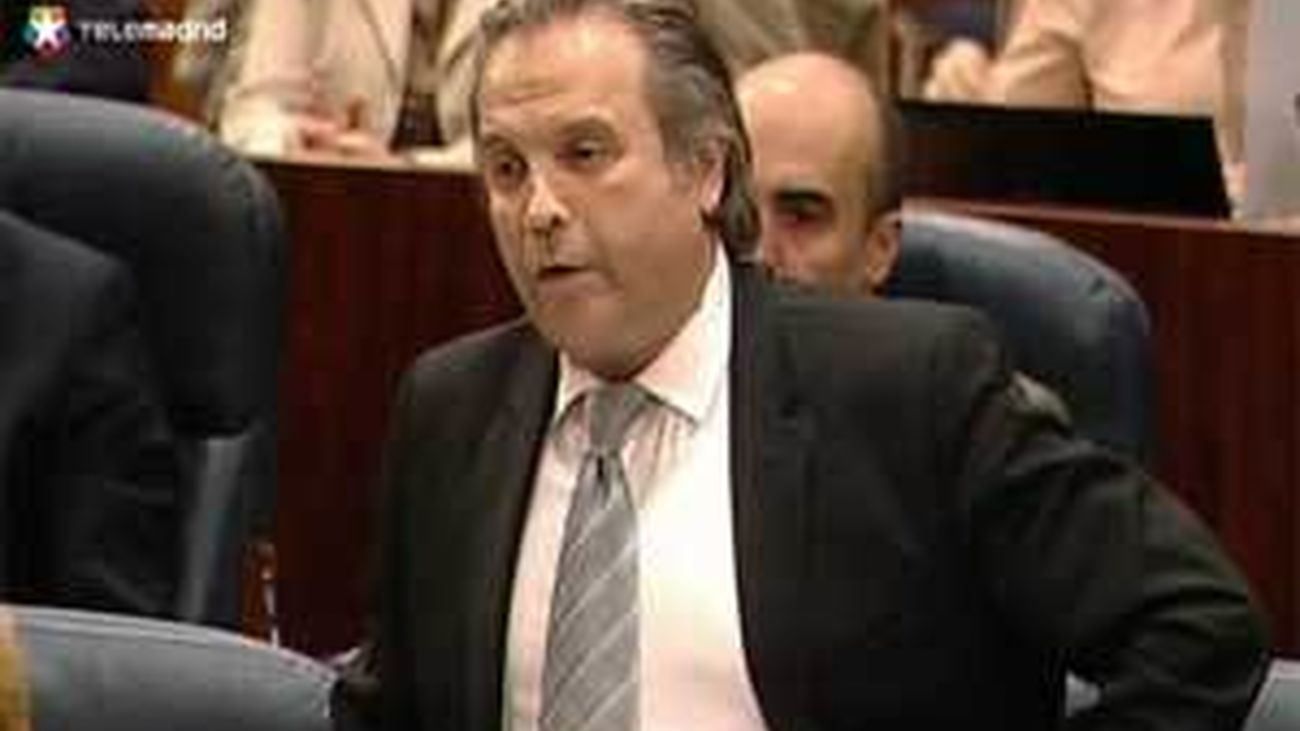 Carmona (PSM) reconoce que cuando habla de los ERE está "teledirigido" por Griñán