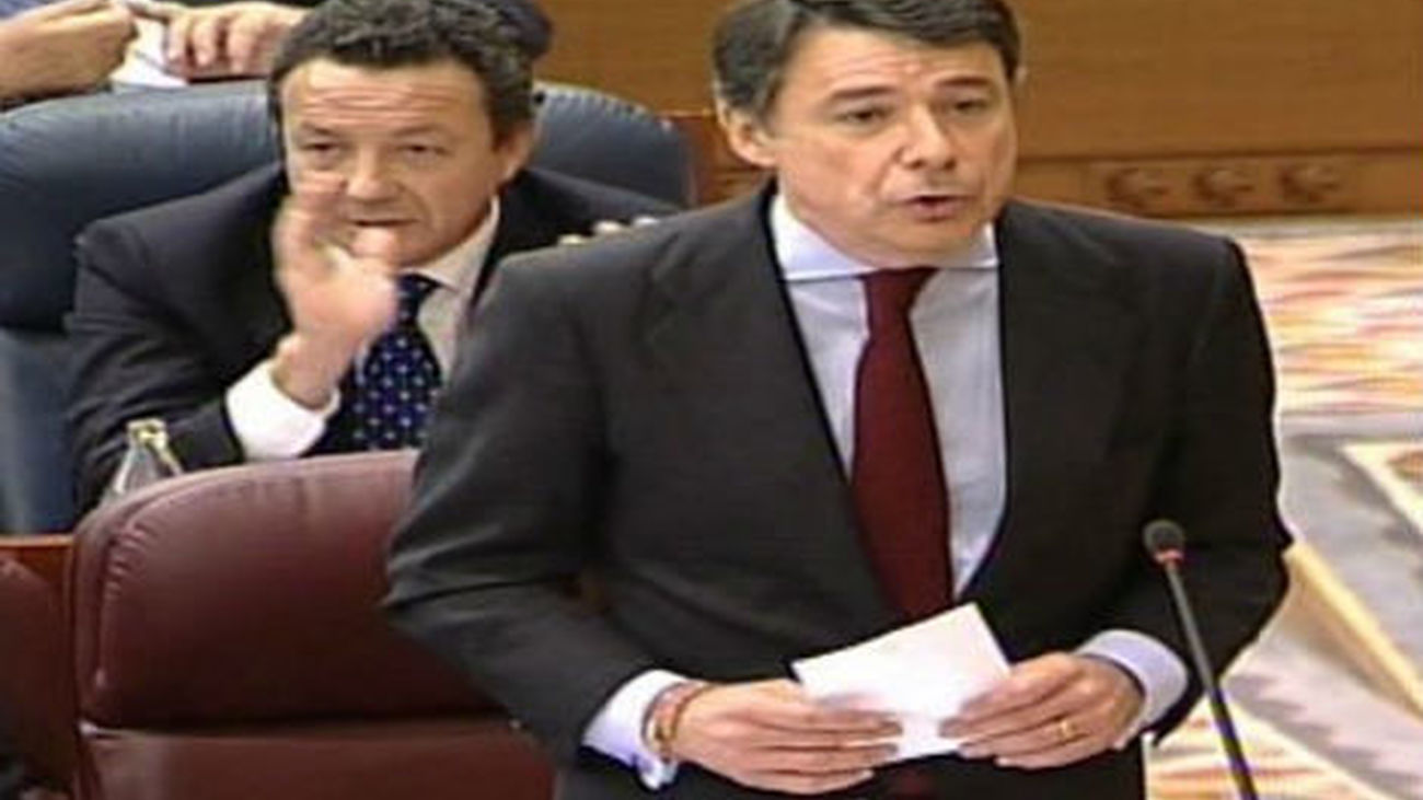 González pregunta si la preocupación de Gómez por el empleo está teledirigida