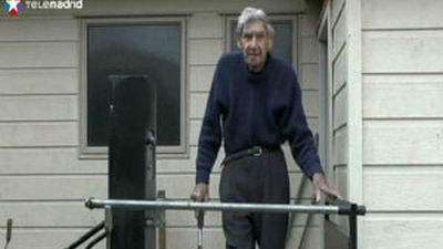 Con 105 años y todavía al volante