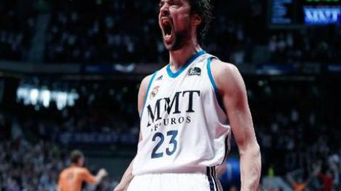 76-72. Llull y 'Chacho' lideran una increíble remontada con polémica final