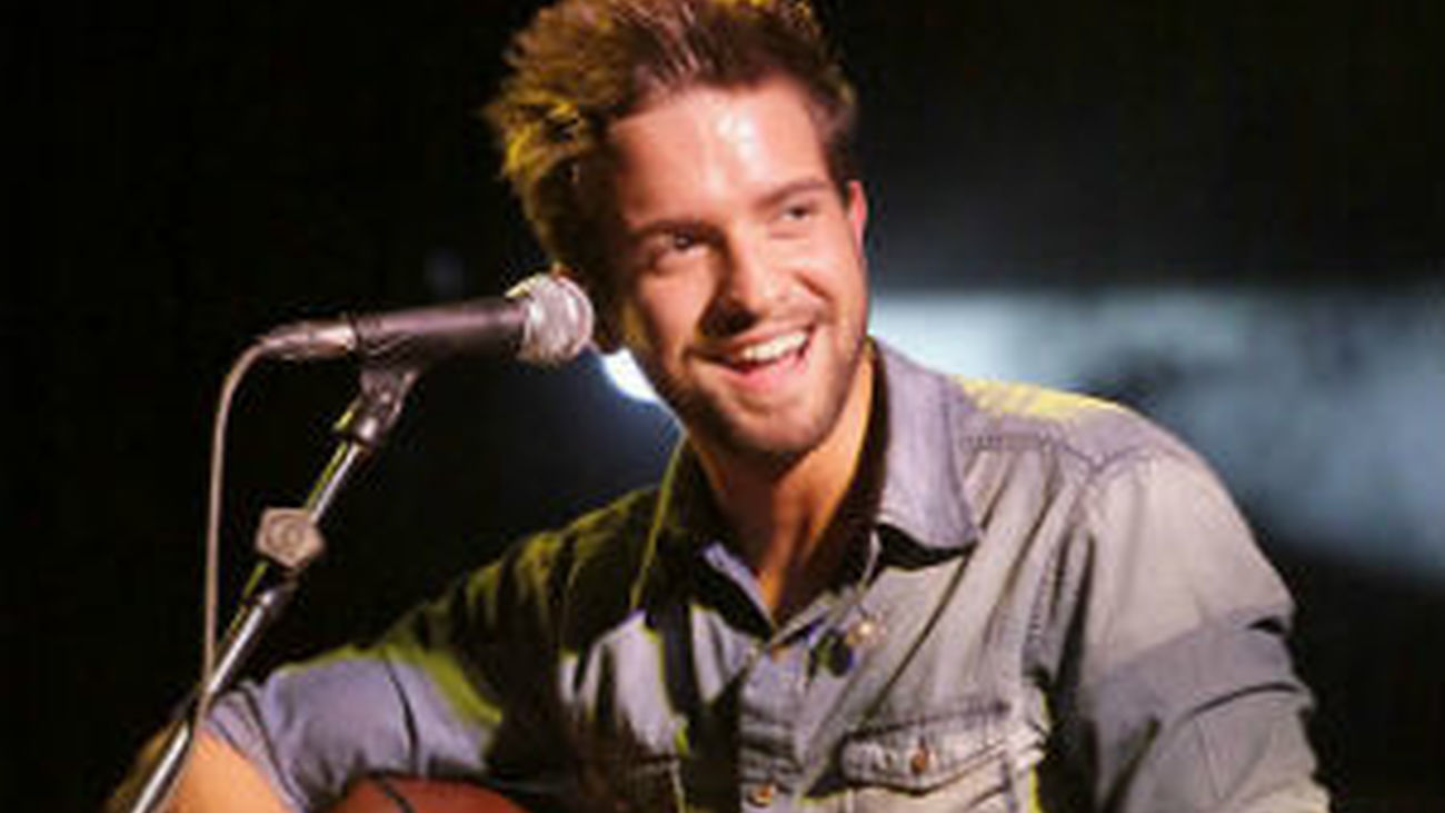 Pablo Alborán, Bosé y Alejandro Sanz, en la ceremonia de los Grammy Latinos