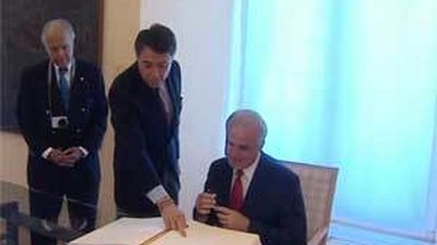 González se reúne con el alcalde de Miami-Dade y con una delegación de empresarios de Florida