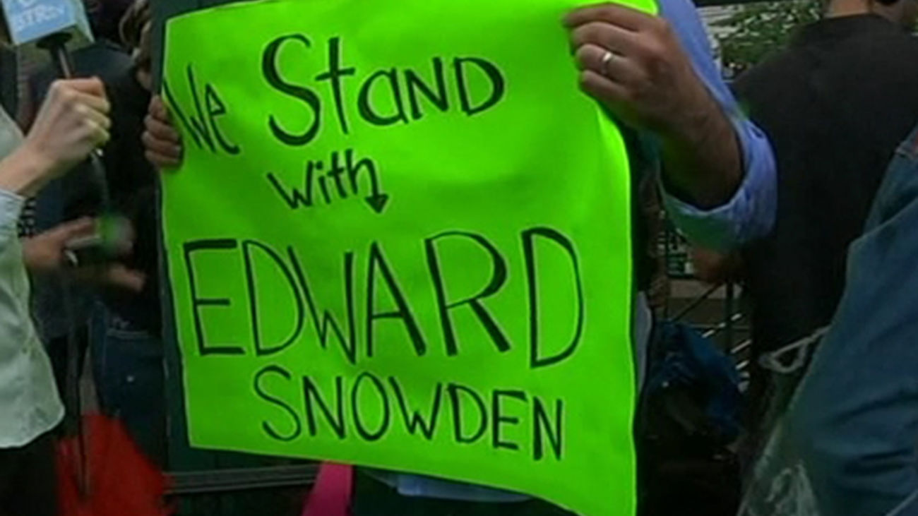 Un abogado de Hong Kong aconseja a Edward Snowden que abandone la ciudad