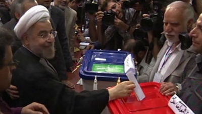 Los iraníes eligen al nuevo presidente, que sucederá al polémico Mahmud Ahmadineyad