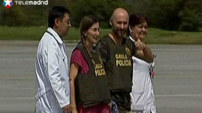 Los españoles dicen estar "muy bien" tras la experiencia "traumática" del secuestro