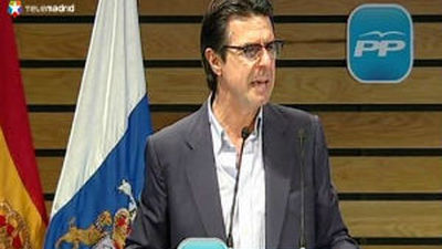 Soria insiste en que la política del Gobierno creará empleo