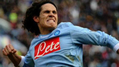 El París Saint Germain ficha al uruguayo Edinson Cavani