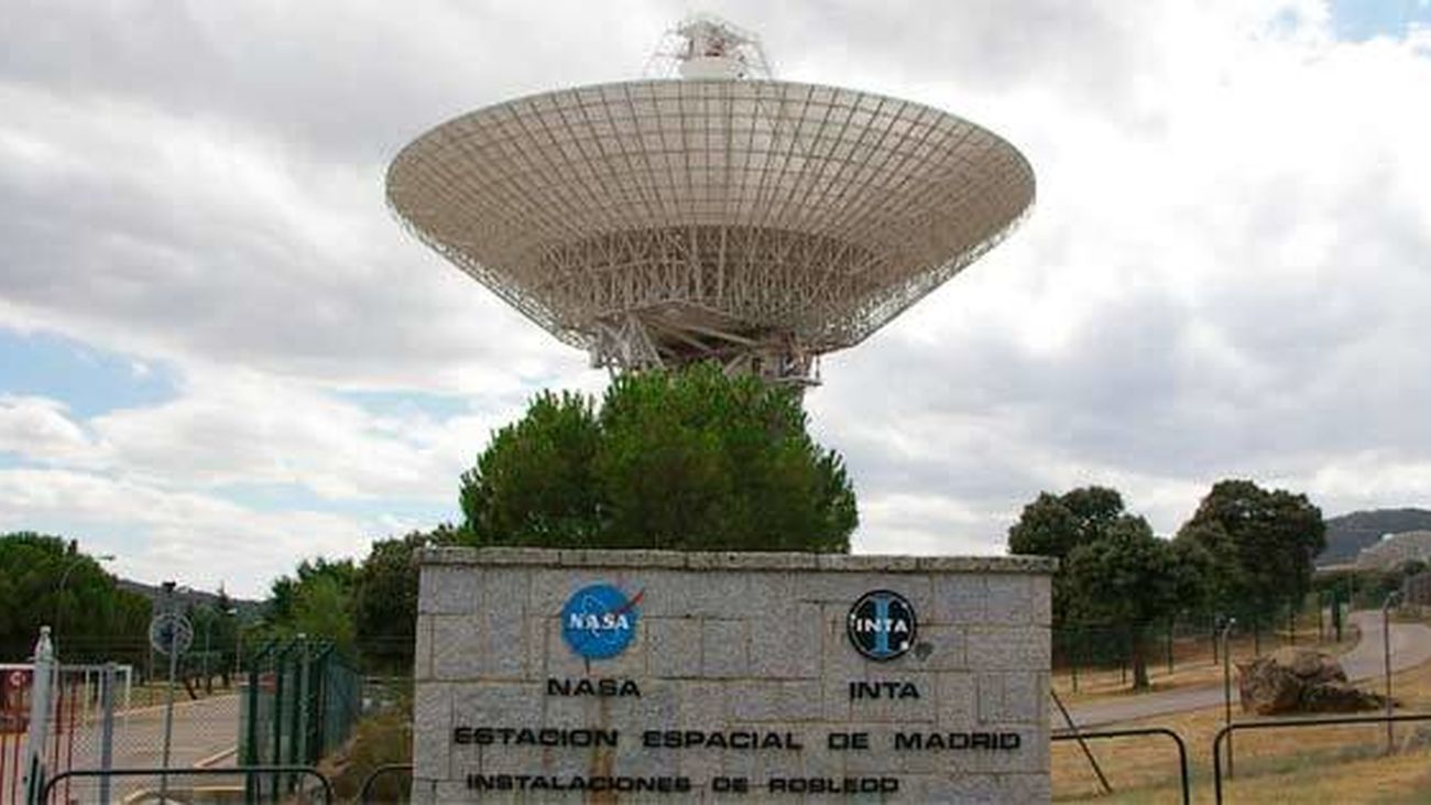 La principal antena de la base de seguimiento espacial de Robledo