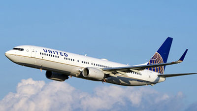 Un detenido por acusar a la tripulación de un avión de envenenar a pasajeros