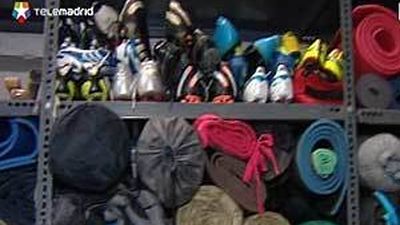 Iberia subastará miles de artículos perdidos en aviones y maletas extraviadas