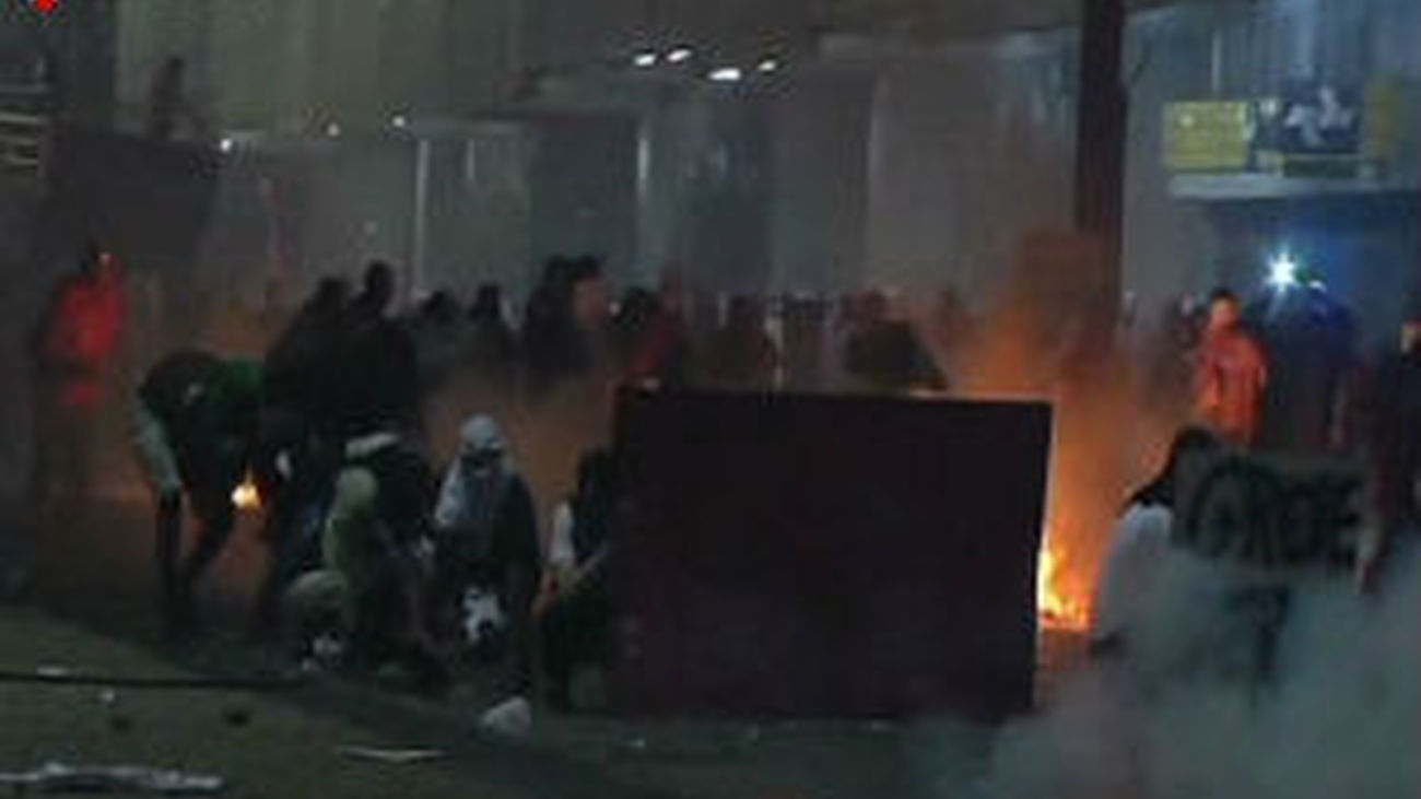 Una mujer que inhaló gas, segunda víctima mortal en las protestas en Brasil