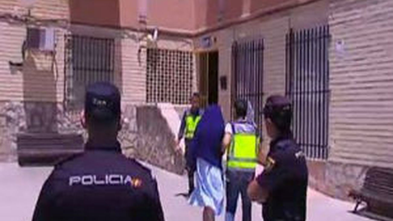 Bebé en el desagüe