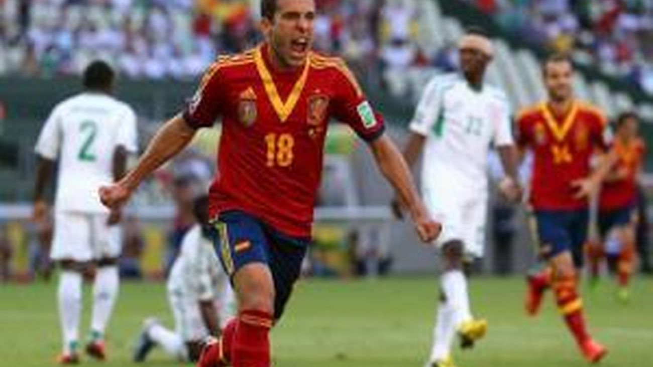 3-0. España golea a Nigeria y se cita con Italia