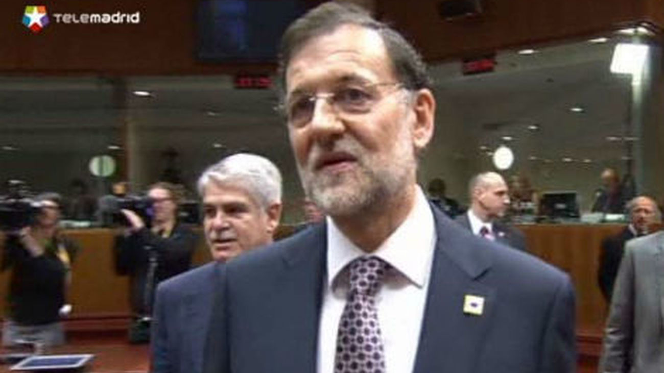 Rajoy acude a Bruselas con un amplio aval político para acelerar los fondos al empleo juvenil