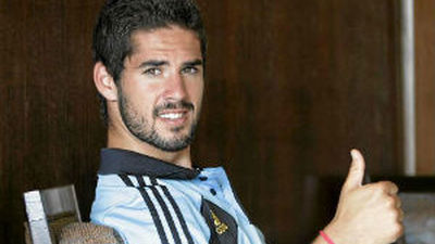 Real Madrid y Málaga oficializan el traspaso de Isco