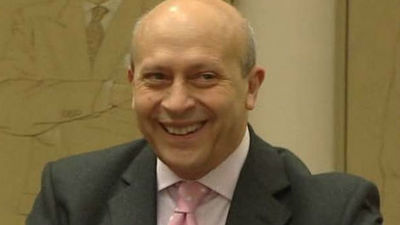 Educación mantiene un 6,5 en becas de Universidad y baja al 5,5 para matrícula