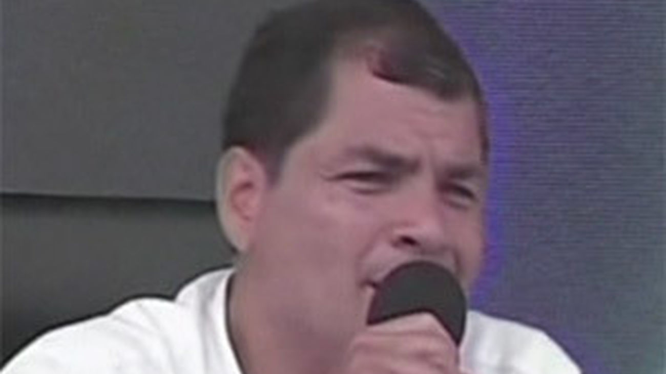 Correa afirma que el destino de Snowden "está en manos de Rusia"