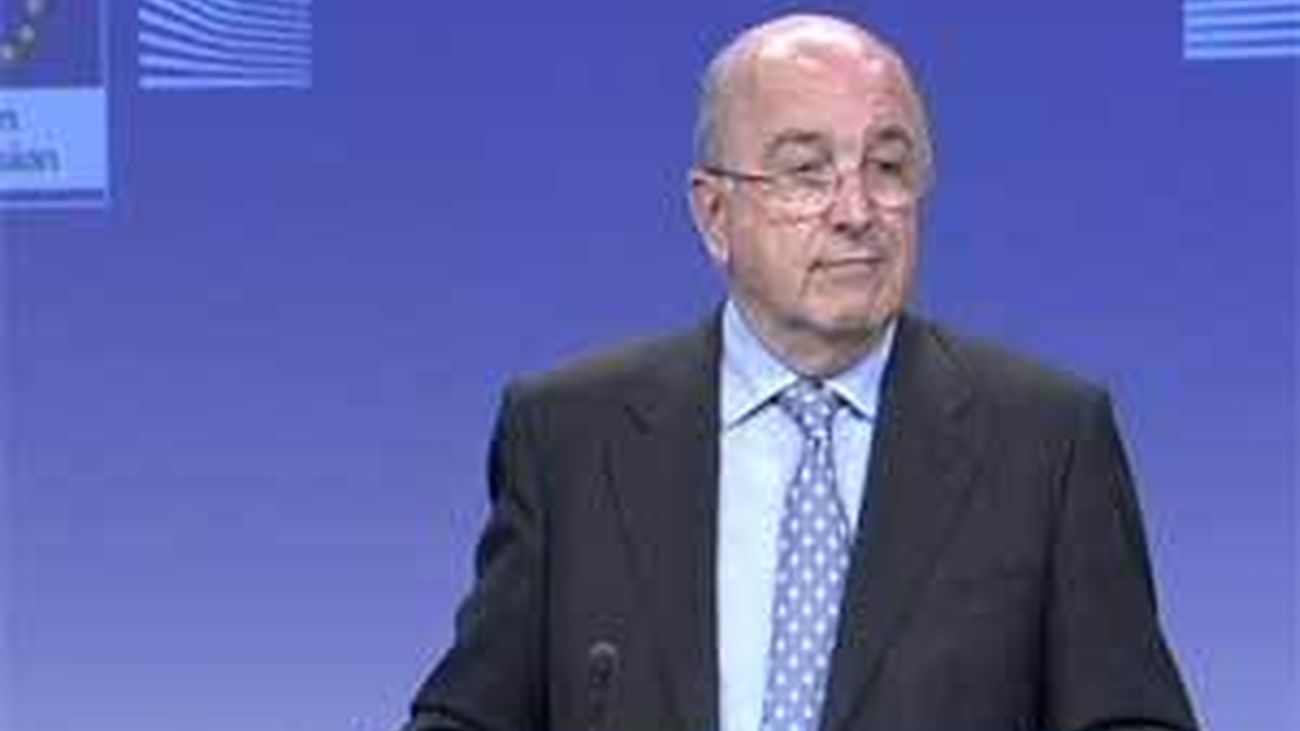 Almunia ve ahora "margen" para modificar las decisiones sobre las ayudas al naval