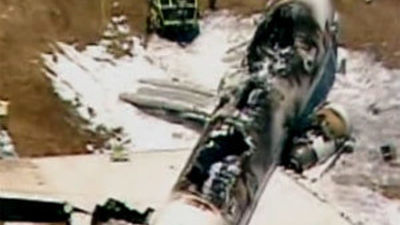 Dos muertos y 49 heridos graves en el avión accidentado en San Francisco