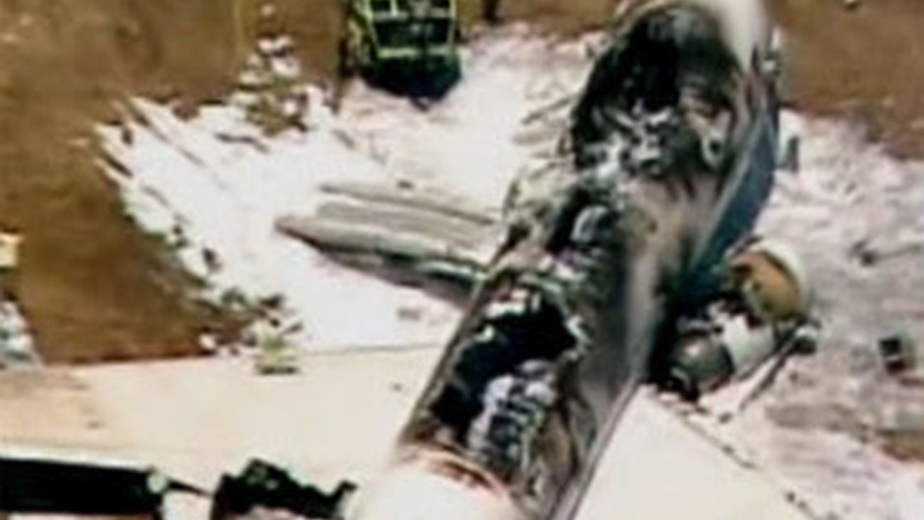 Dos muertos y 49 heridos graves en el avión accidentado en San Francisco