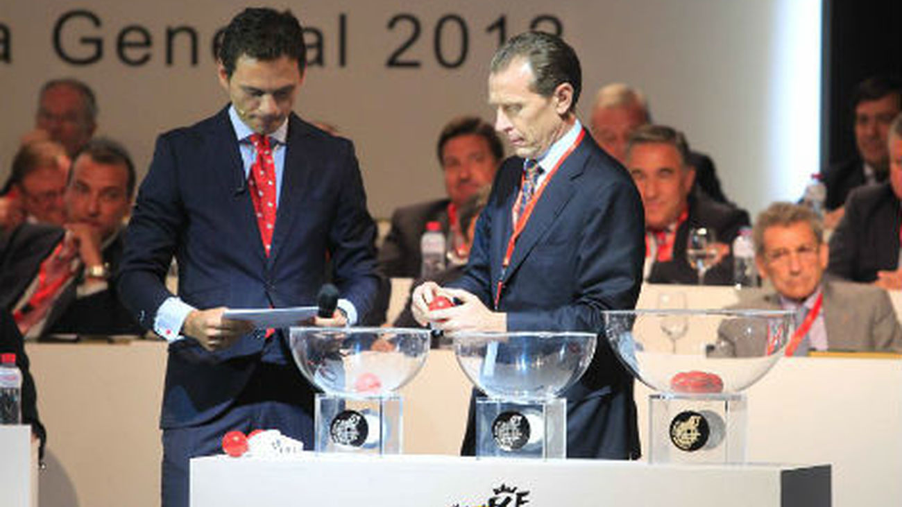 RFEF y CSD apuran las opciones para celebrar el sorteo del calendario