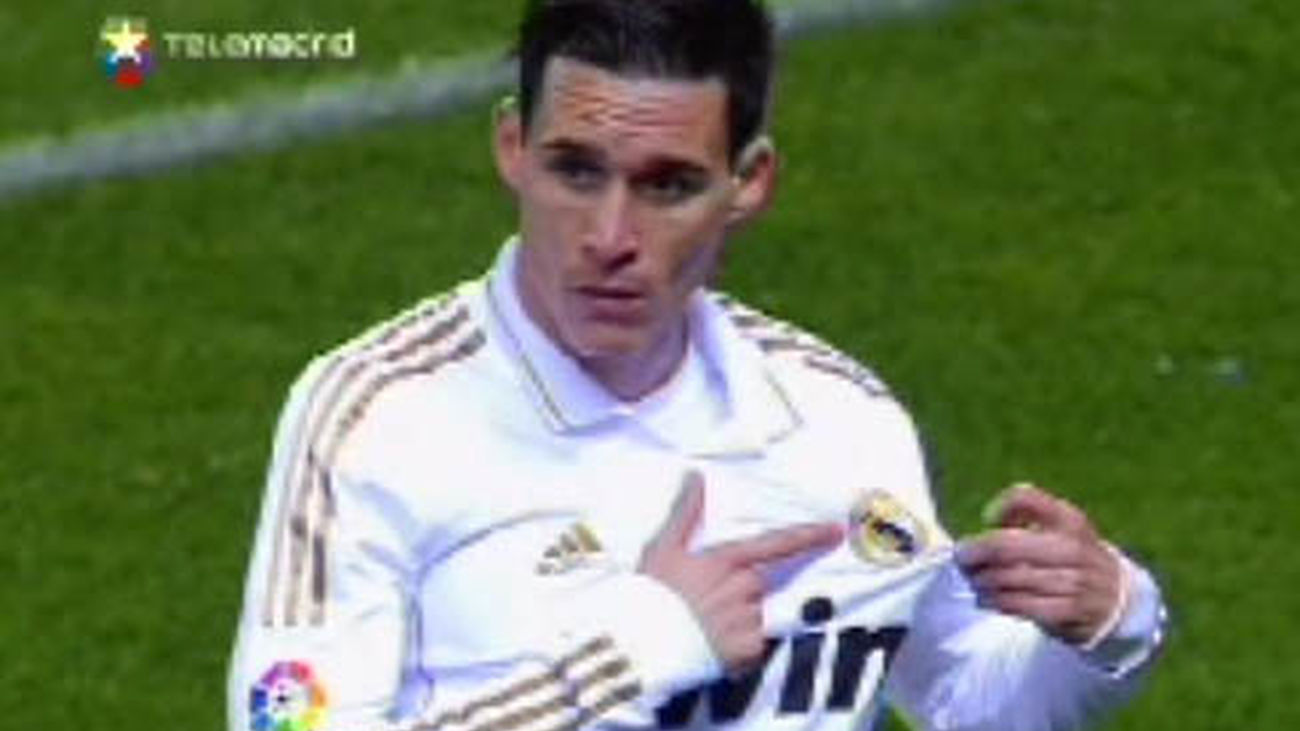 Callejón ficha por el Nápoles